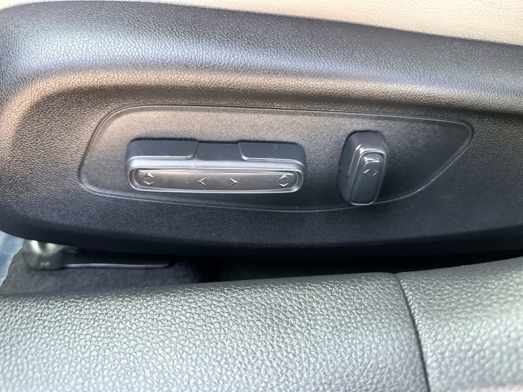 Used 2023 Acura Integra FWD image 12