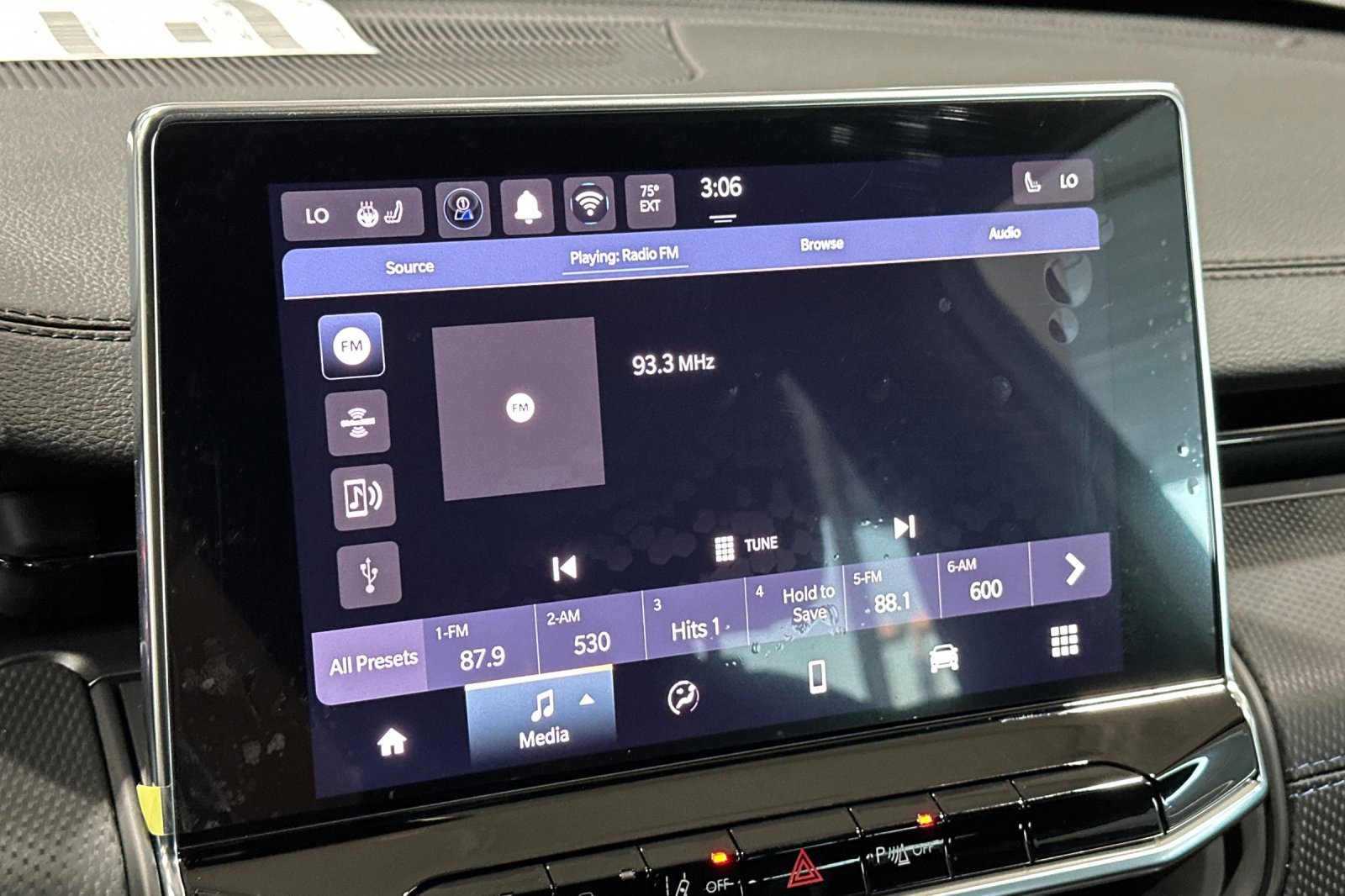 New 2026 Jeep Compass Limited image 19