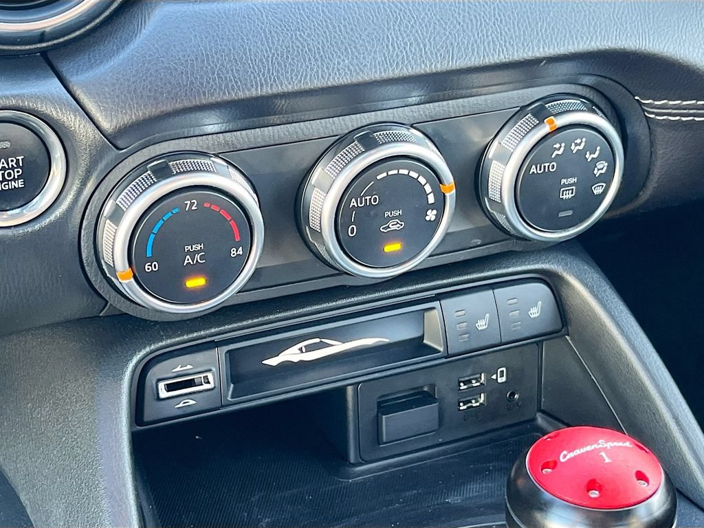 Used 2022 MAZDA MX-5 Miata RF Grand Touring RWD image 16
