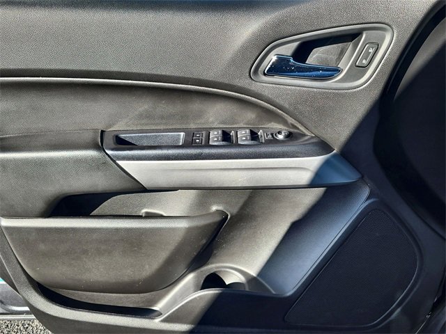 Used 2021 Chevrolet Colorado ZR2 w/ ZR2 Dusk Special Edition image 19