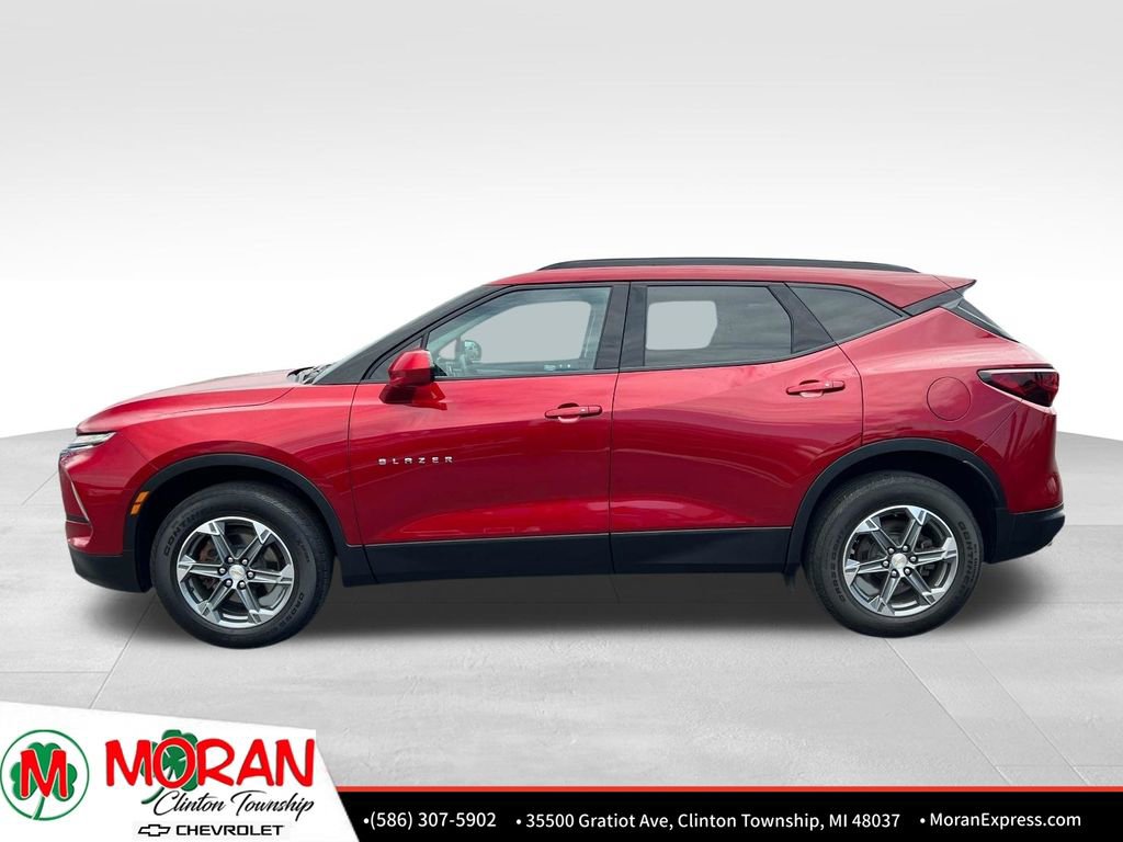 Certified 2024 Chevrolet Blazer LT w/ Convenience Package image 3