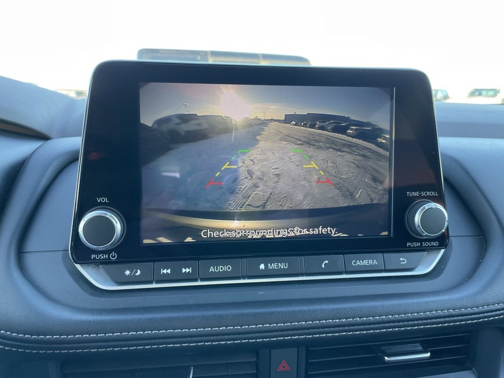 Used 2023 Nissan Rogue SV image 20