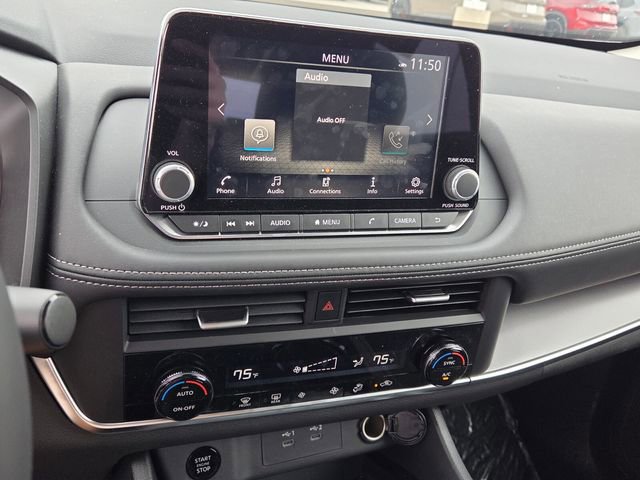 Used 2026 Nissan Rogue SV FWD image 19