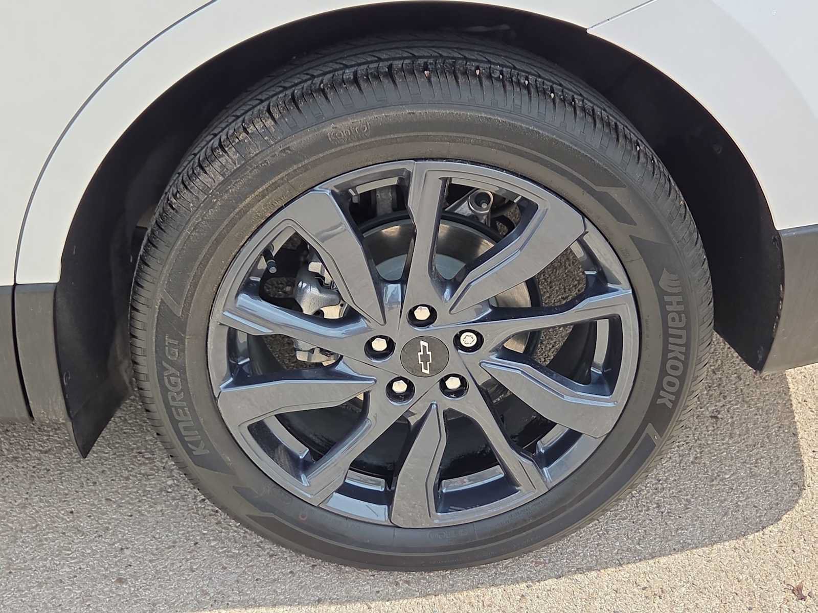 Used 2024 Chevrolet Equinox RS FWD image 12