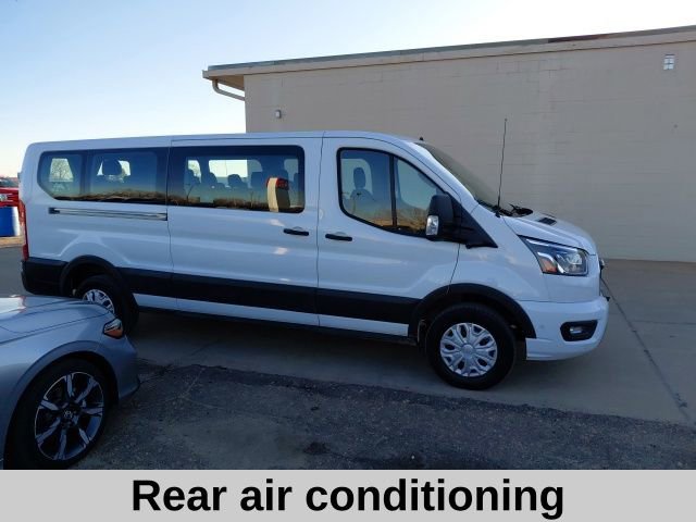 Used 2023 Ford Transit 350 XLT RWD image 3