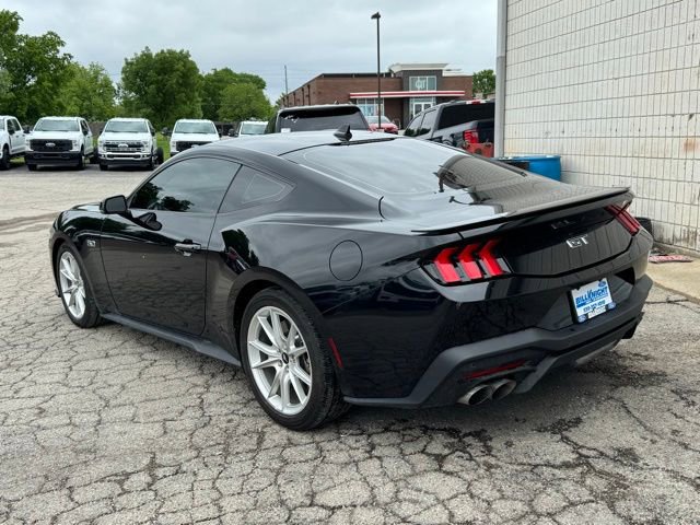Used 2024 Ford Mustang GT Premium RWD image 3