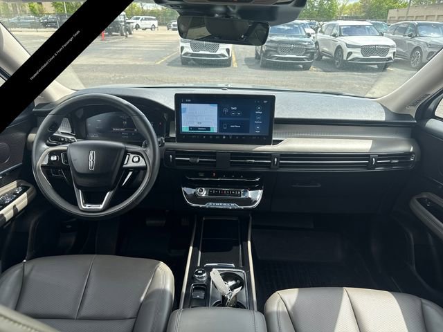Used 2023 Lincoln Corsair AWD w/ Equipment Group 101A image 17