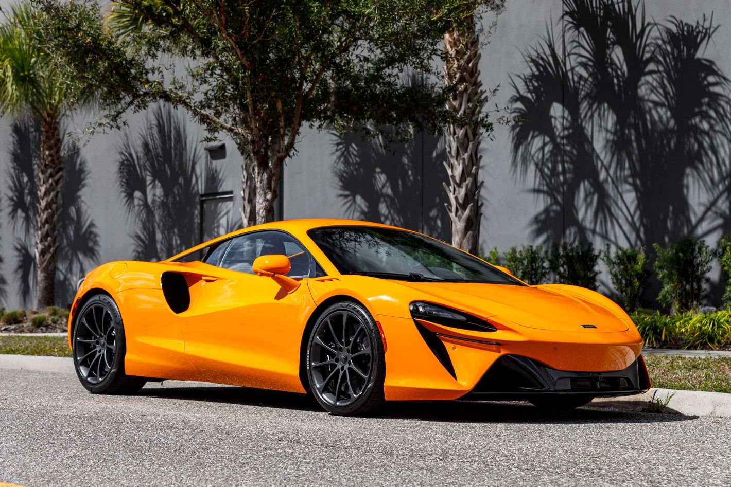 New 2026 McLaren Artura RWD image 3