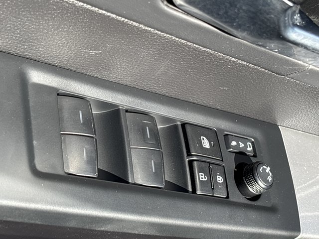 Used 2025 Toyota Tundra Platinum AWD/4WD image 21