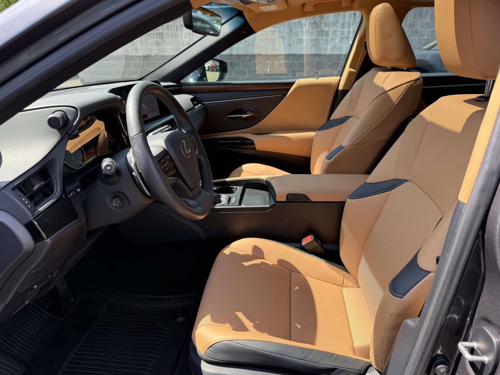 Used 2023 Lexus ES 350 w/ Premium Package FWD image 13