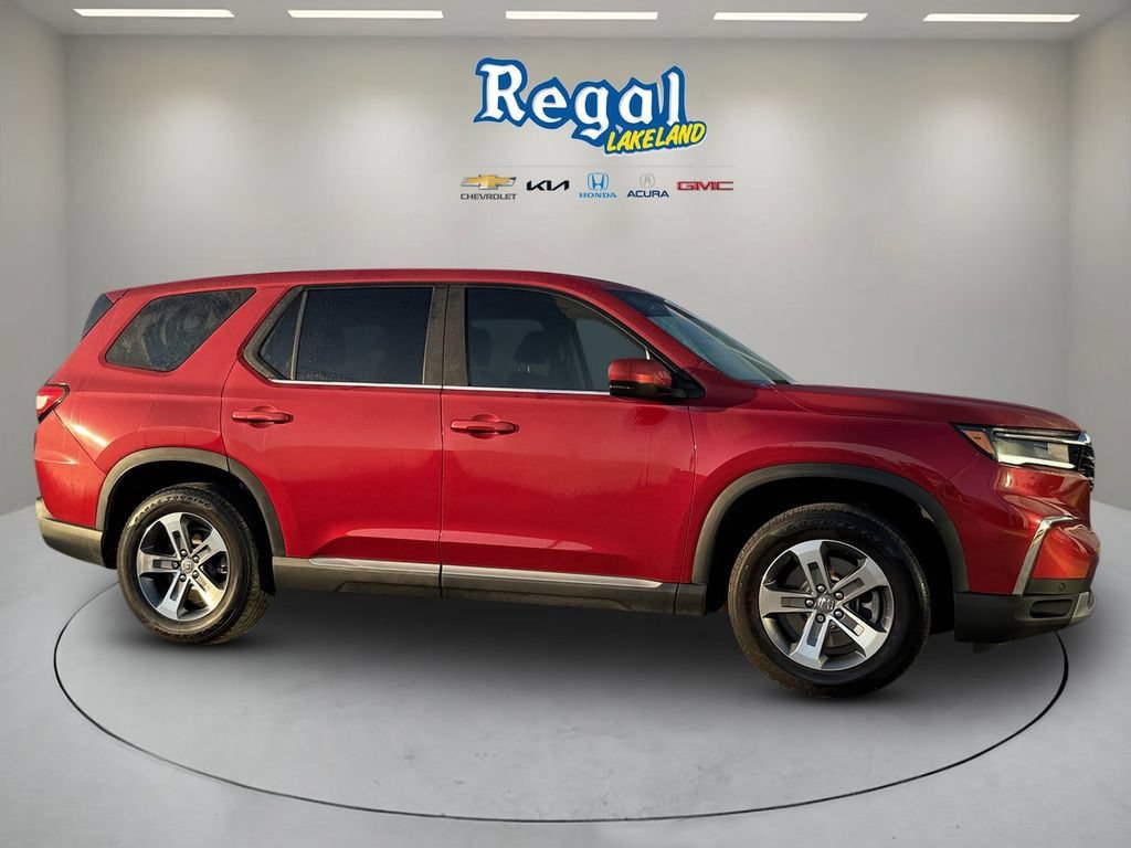 Used 2025 Honda Pilot EX-L image 1