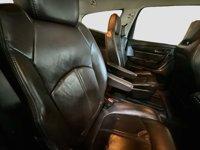 Used 2017 Chevrolet Traverse LT FWD image 29