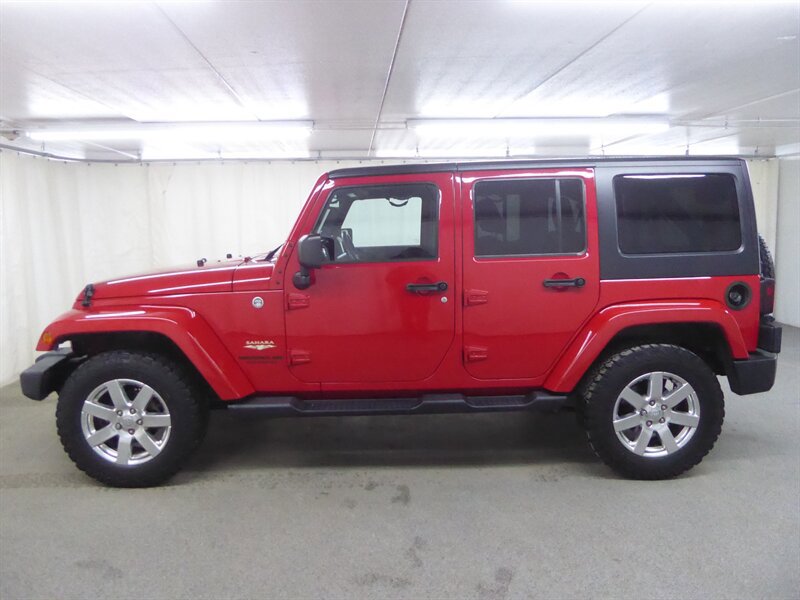 Used 2014 Jeep Wrangler Unlimited Sahara image 4