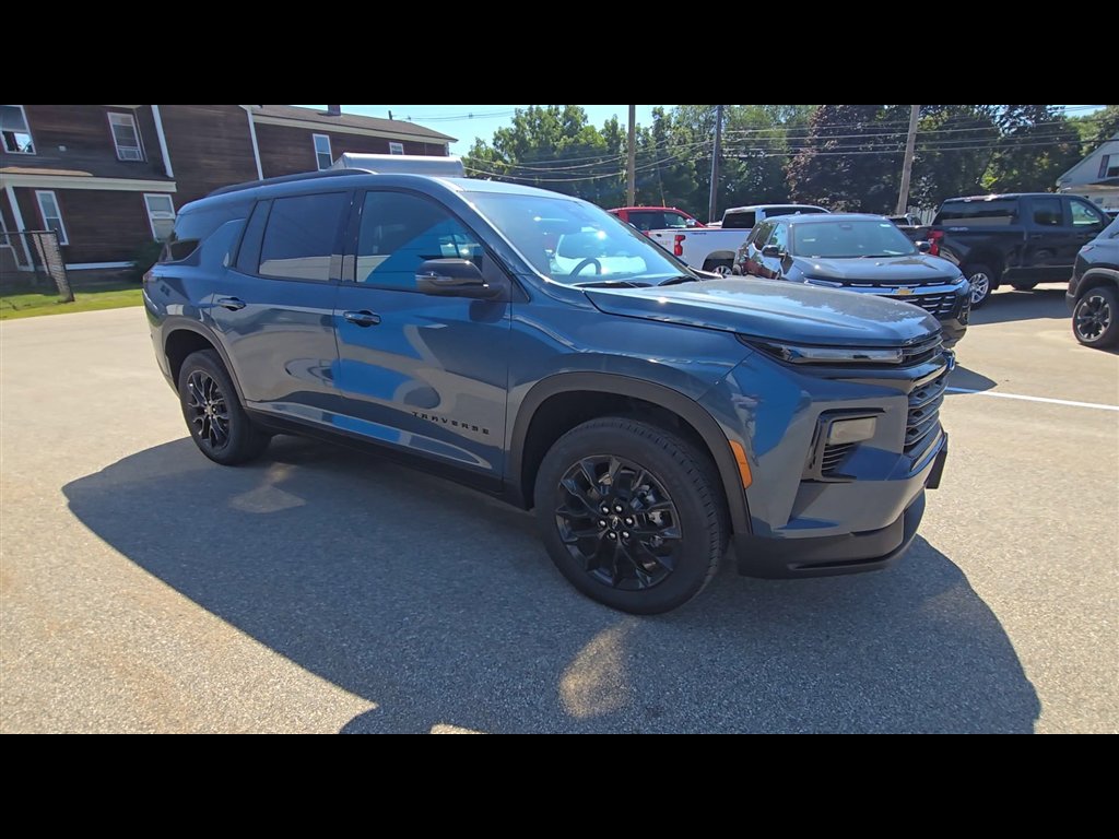 New 2026 Chevrolet Traverse LT w/ Midnight/Sport Edition image 2