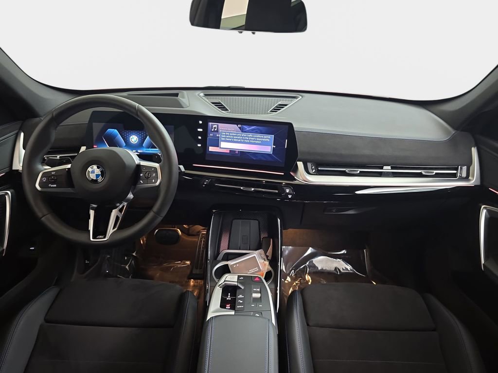 Used 2026 BMW X1 xDrive28i w/ Technology Package AWD/4WD image 12