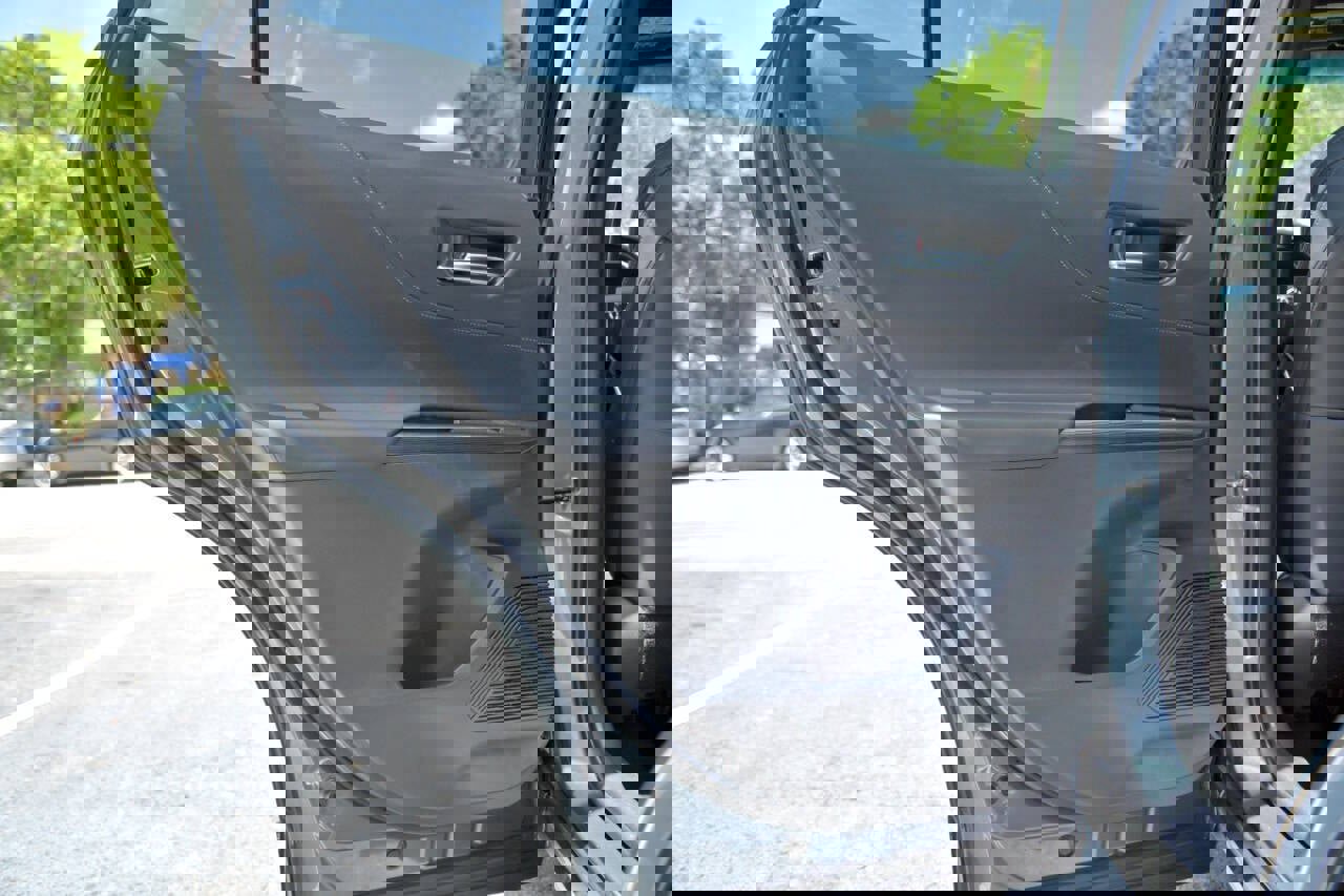 Used 2021 Toyota Venza XLE w/ Softex Package image 10