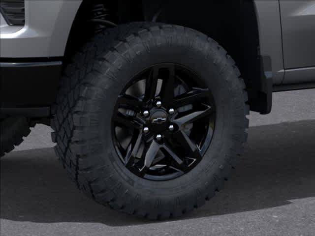 New 2026 Chevrolet Silverado 1500 Custom Trail Boss w/ LPO, Dark Essentials Package AWD/4WD image 9