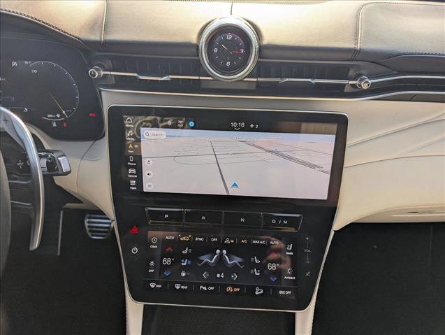 Used 2023 Maserati Grecale Modena image 11