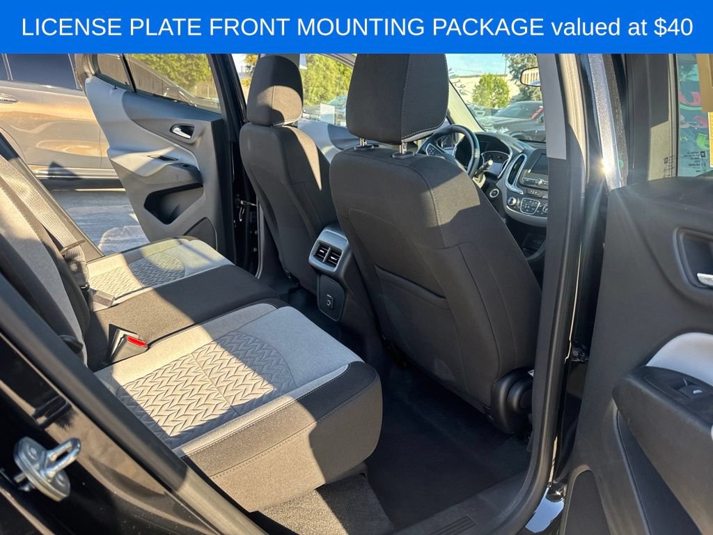 Used 2023 Chevrolet Equinox LT w/ Driver Convenience Package FWD image 3