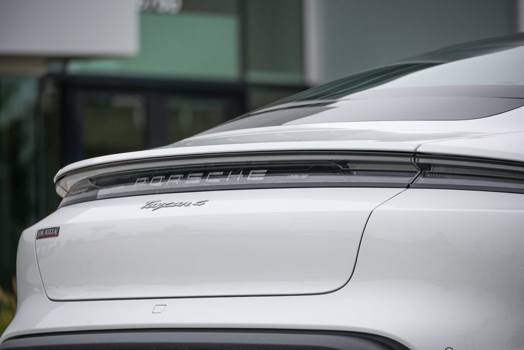 Certified 2026 Porsche Taycan AWD/4WD image 17
