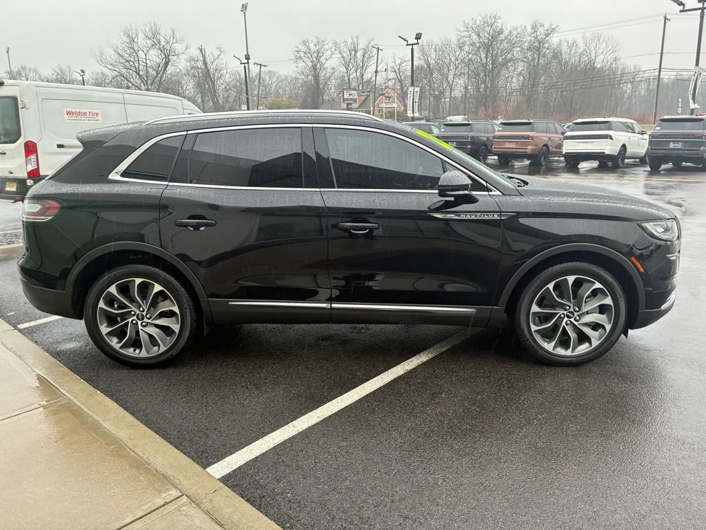 Certified 2023 Lincoln Nautilus Reserve image 7