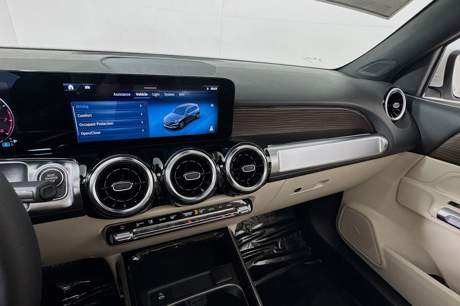 New 2026 Mercedes-Benz GLB 250 image 19