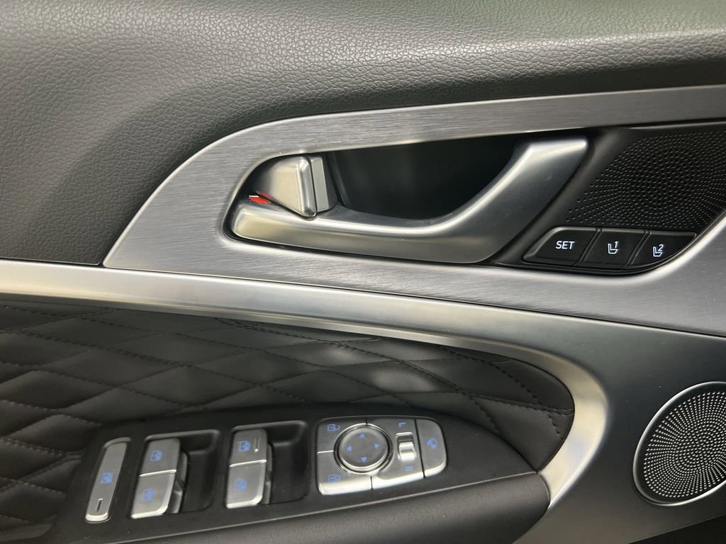 Used 2019 Genesis G70 3.3T Advanced w/ Prestige Package image 22