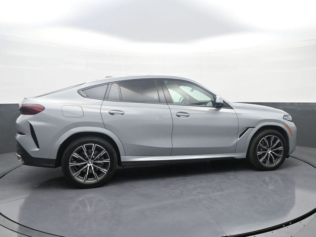 Used 2026 BMW X6 xDrive40i image 8