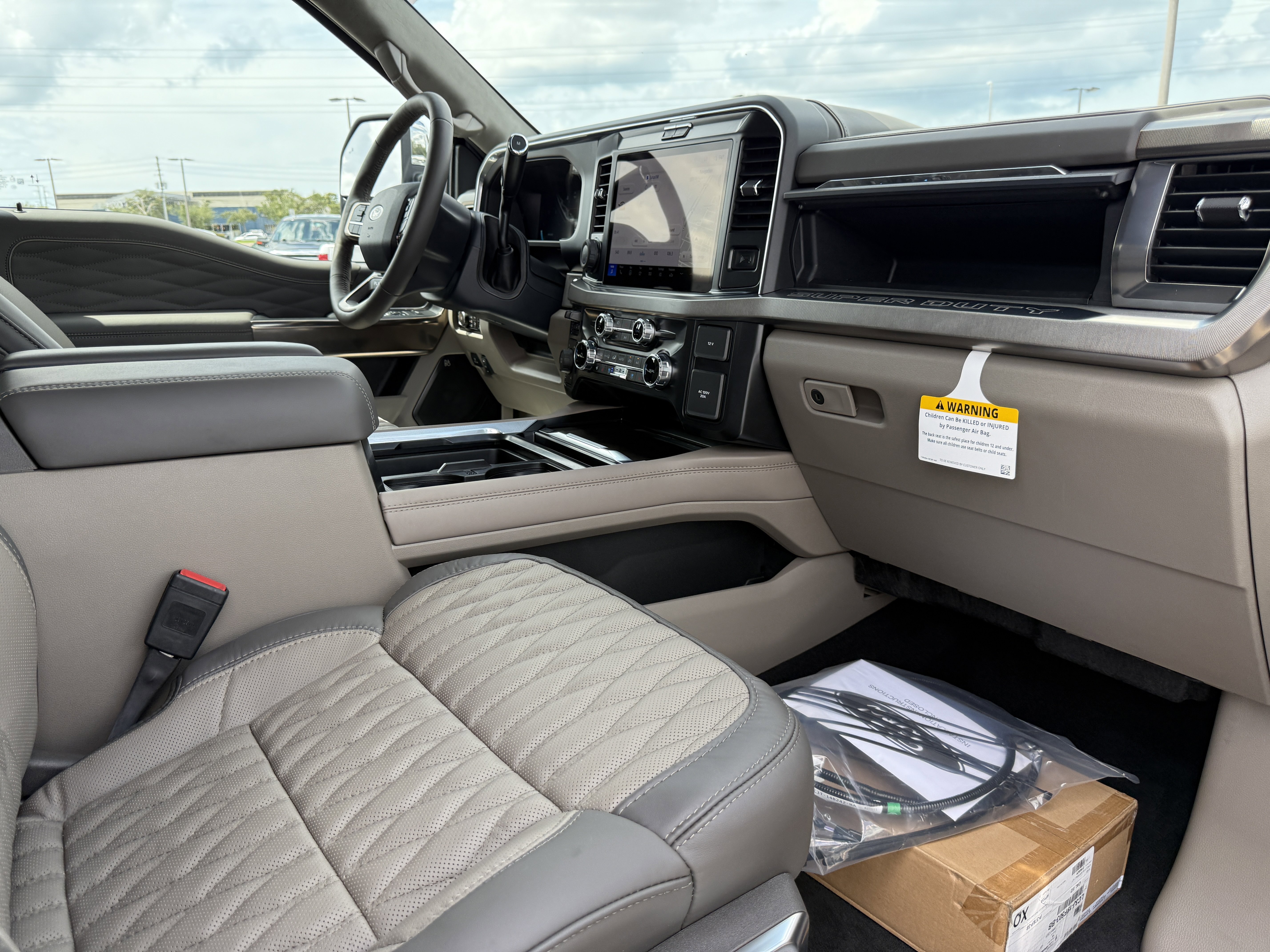 New 2026 Ford F350 Platinum w/ Platinum Plus Package image 11