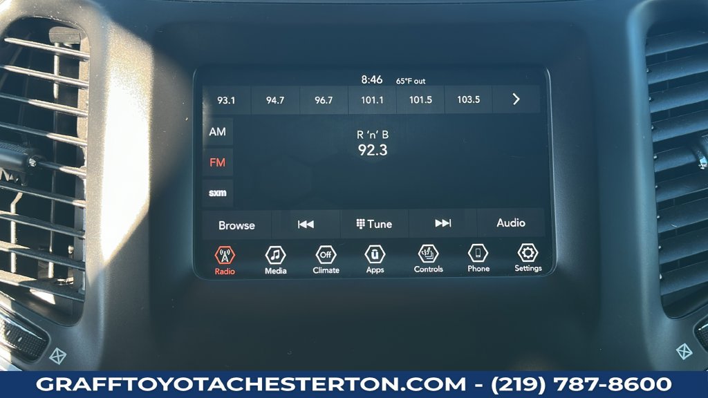 Used 2020 Jeep Cherokee Latitude AWD/4WD image 18