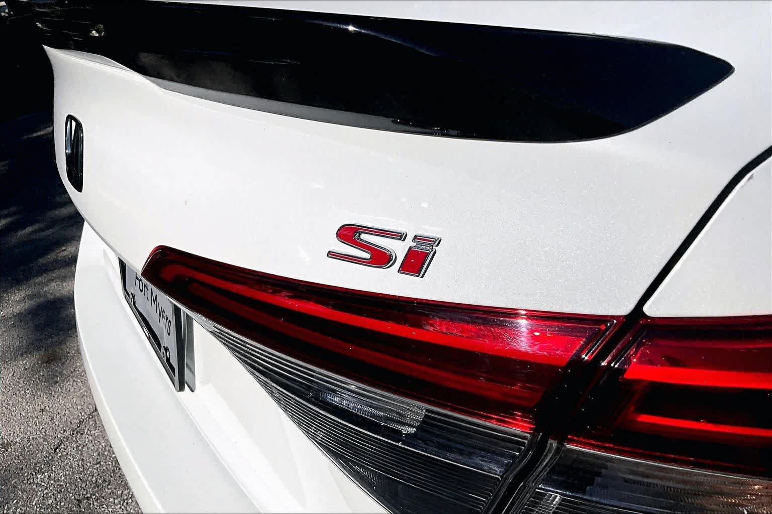 Used 2024 Honda Civic Si image 10