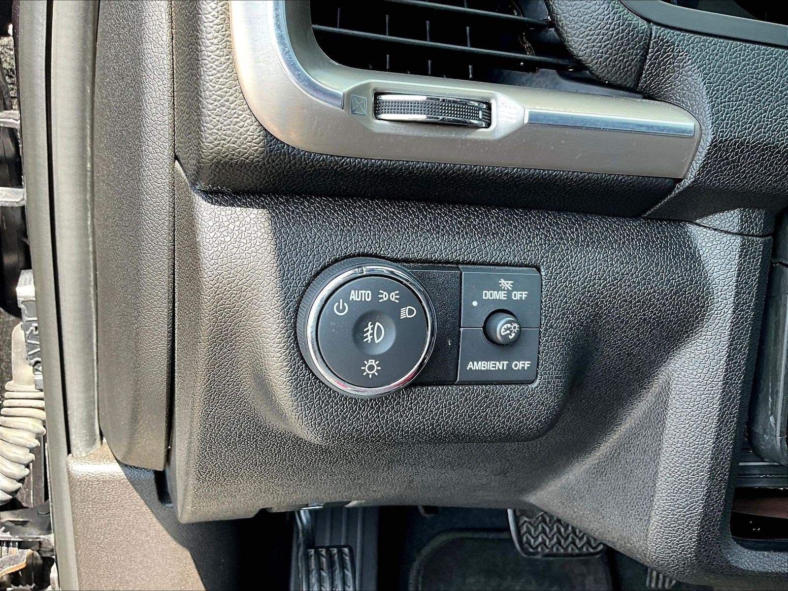 Used 2016 GMC Acadia Denali FWD image 40