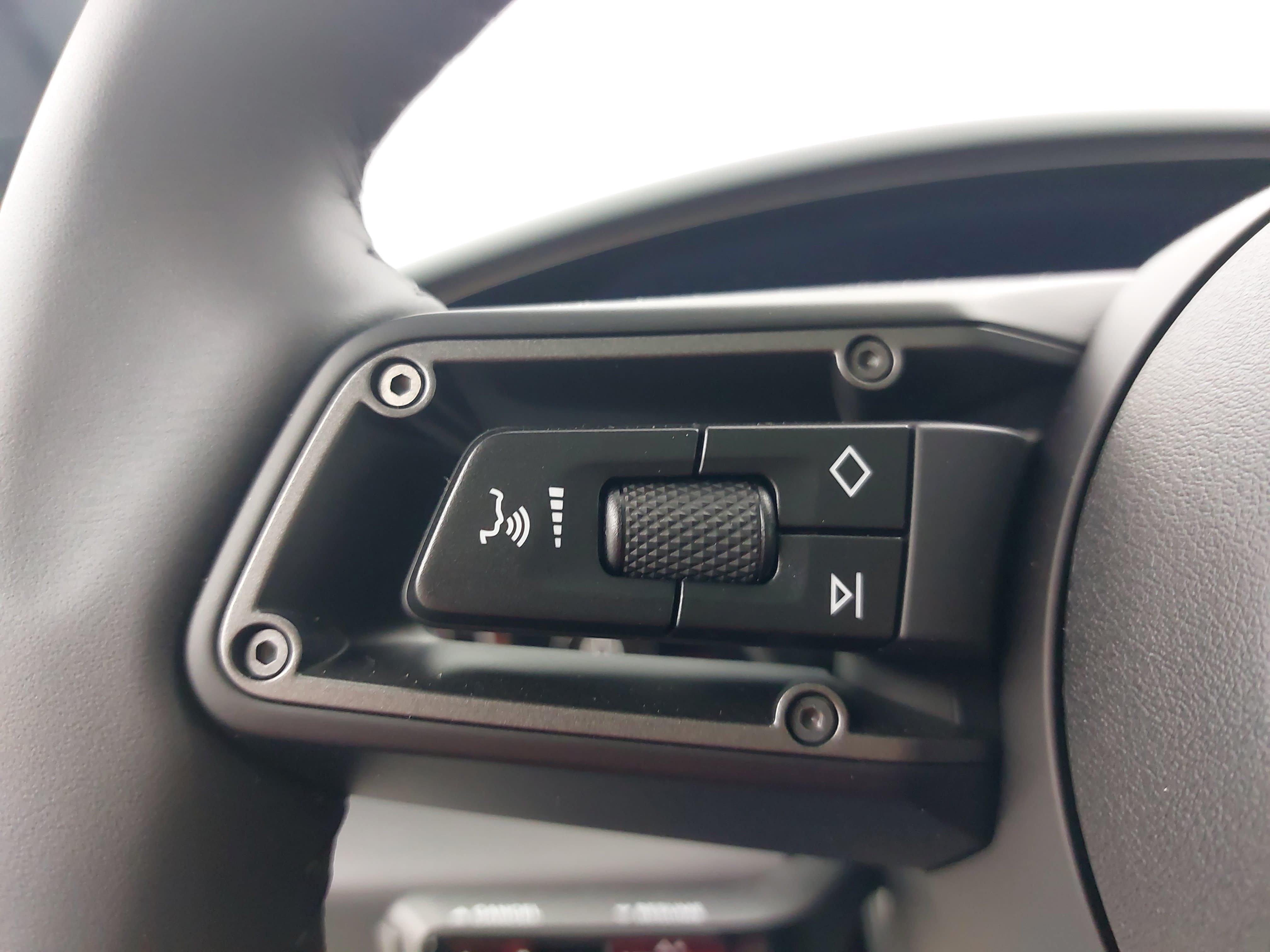 New 2026 Porsche Taycan 4S AWD/4WD image 19