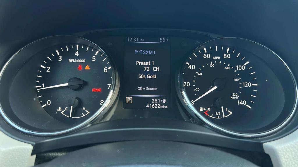 Used 2018 Nissan Rogue Sport SV w/ SV Technology Package image 16