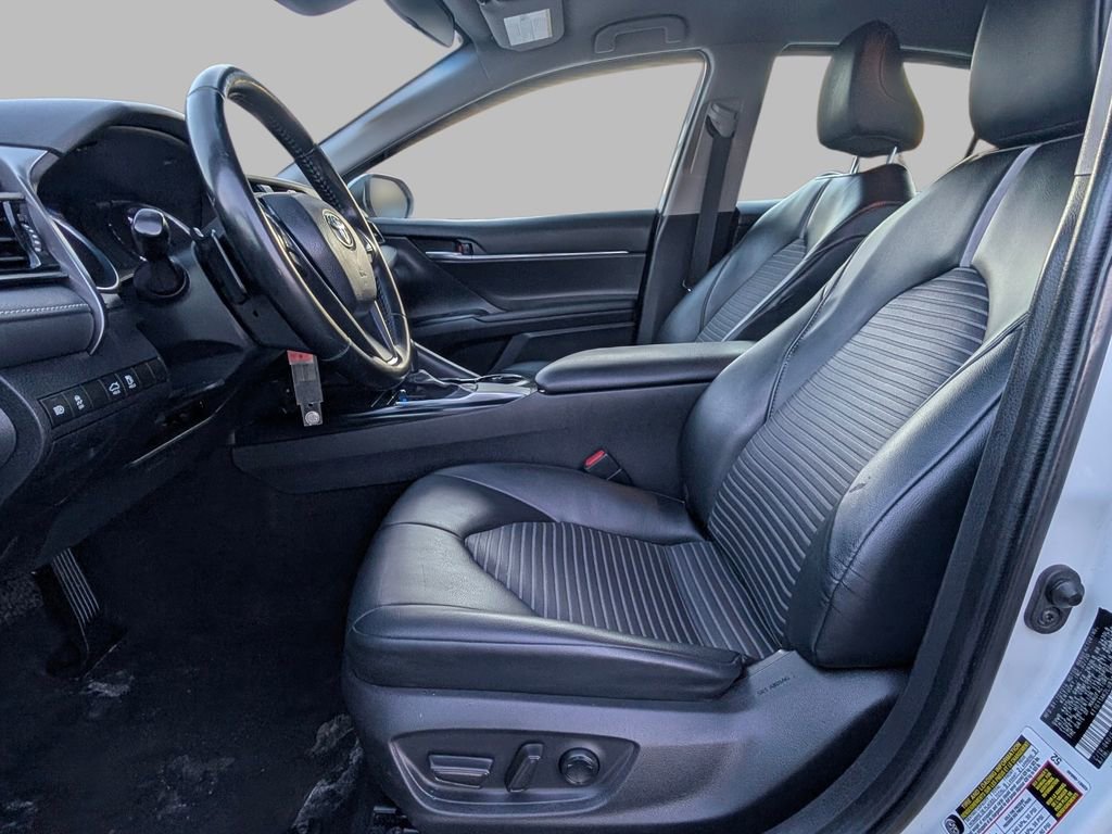 Used 2020 Toyota Camry SE image 22