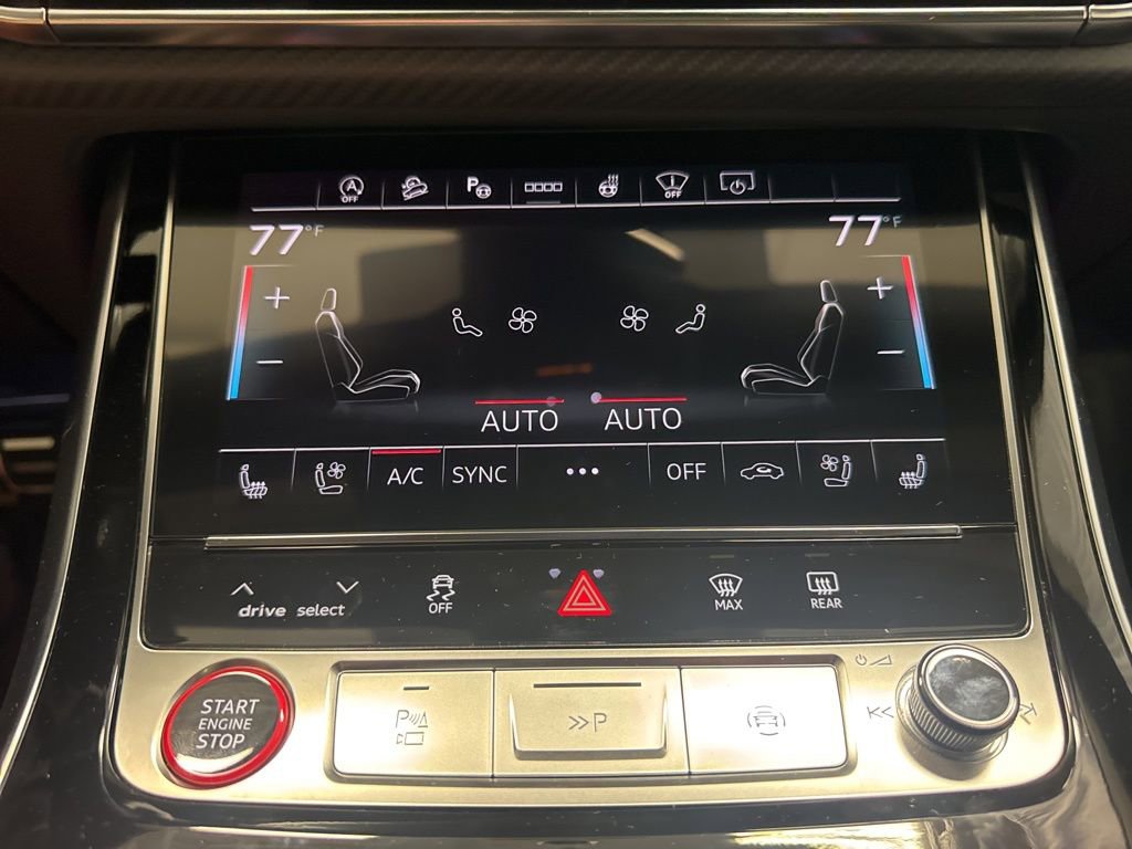 New 2026 Audi SQ8 Prestige image 21