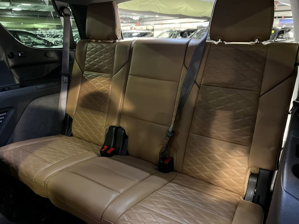 Used 2021 Cadillac Escalade Sport w/ Driver Assist Tech Package AWD/4WD image 26