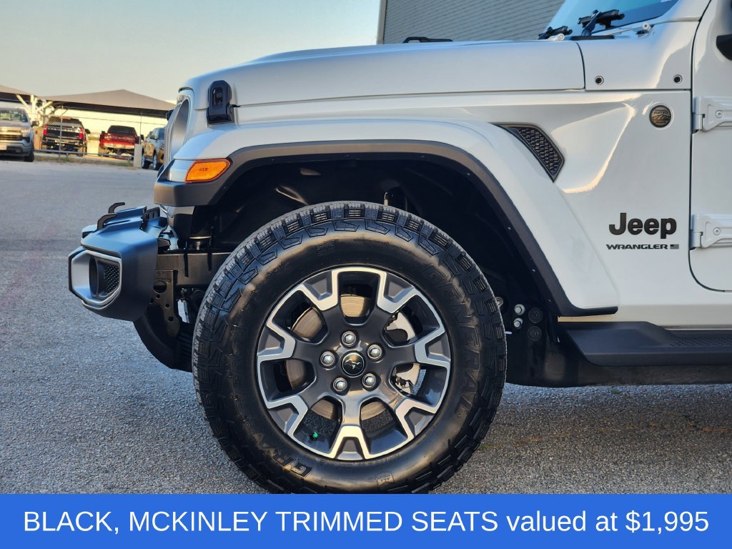 New 2026 Jeep Wrangler Unlimited Sahara AWD/4WD image 6