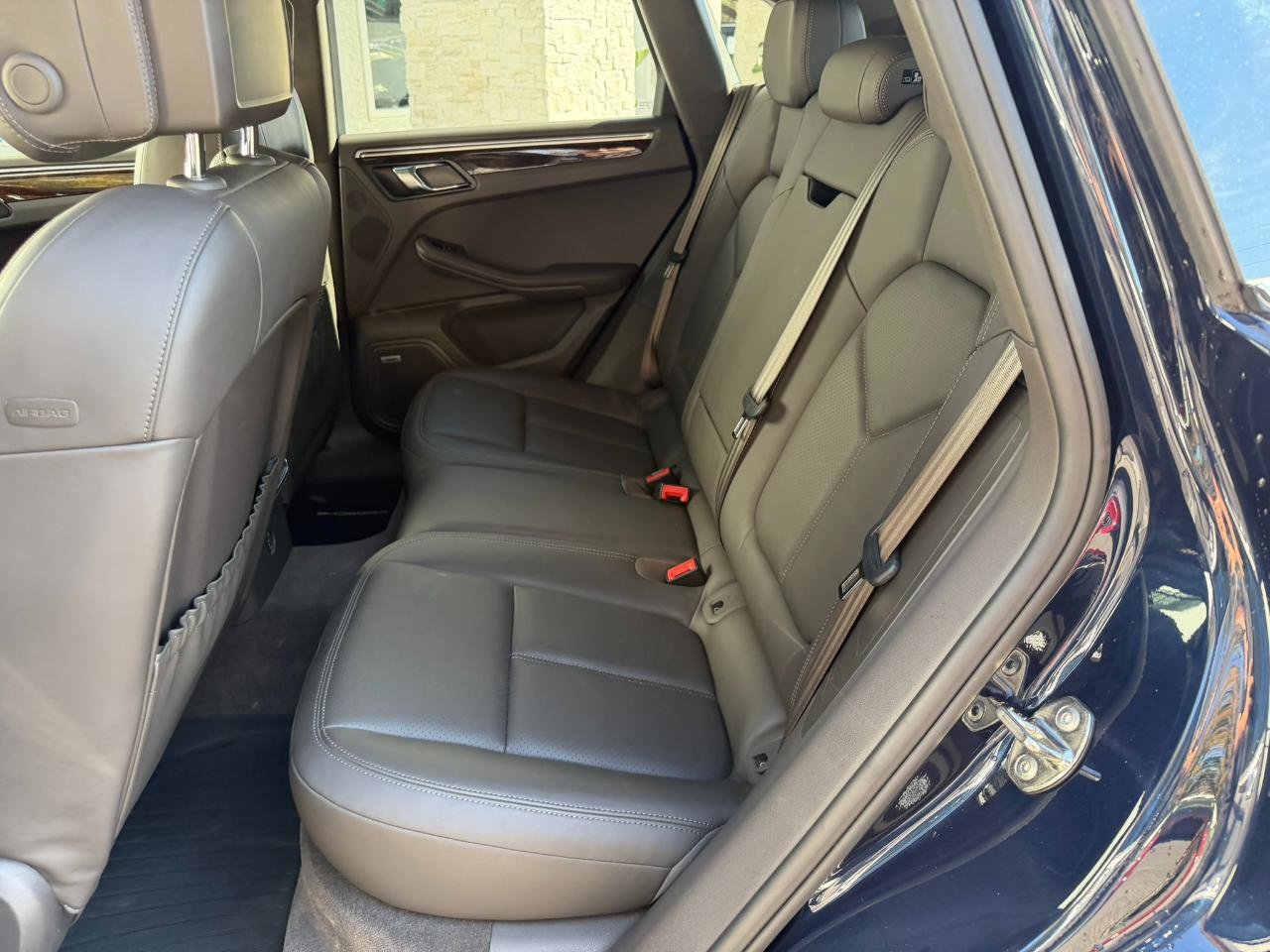 Used 2018 Porsche Macan S image 42