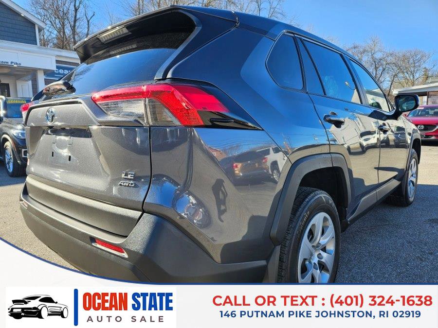 Used 2022 Toyota RAV4 LE image 5