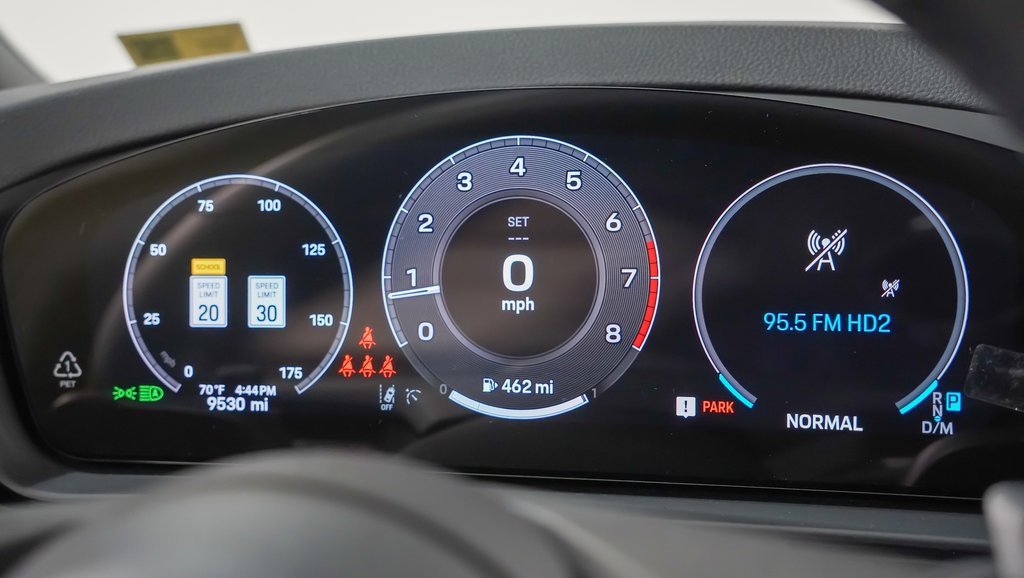 Certified 2025 Porsche Cayenne image 26