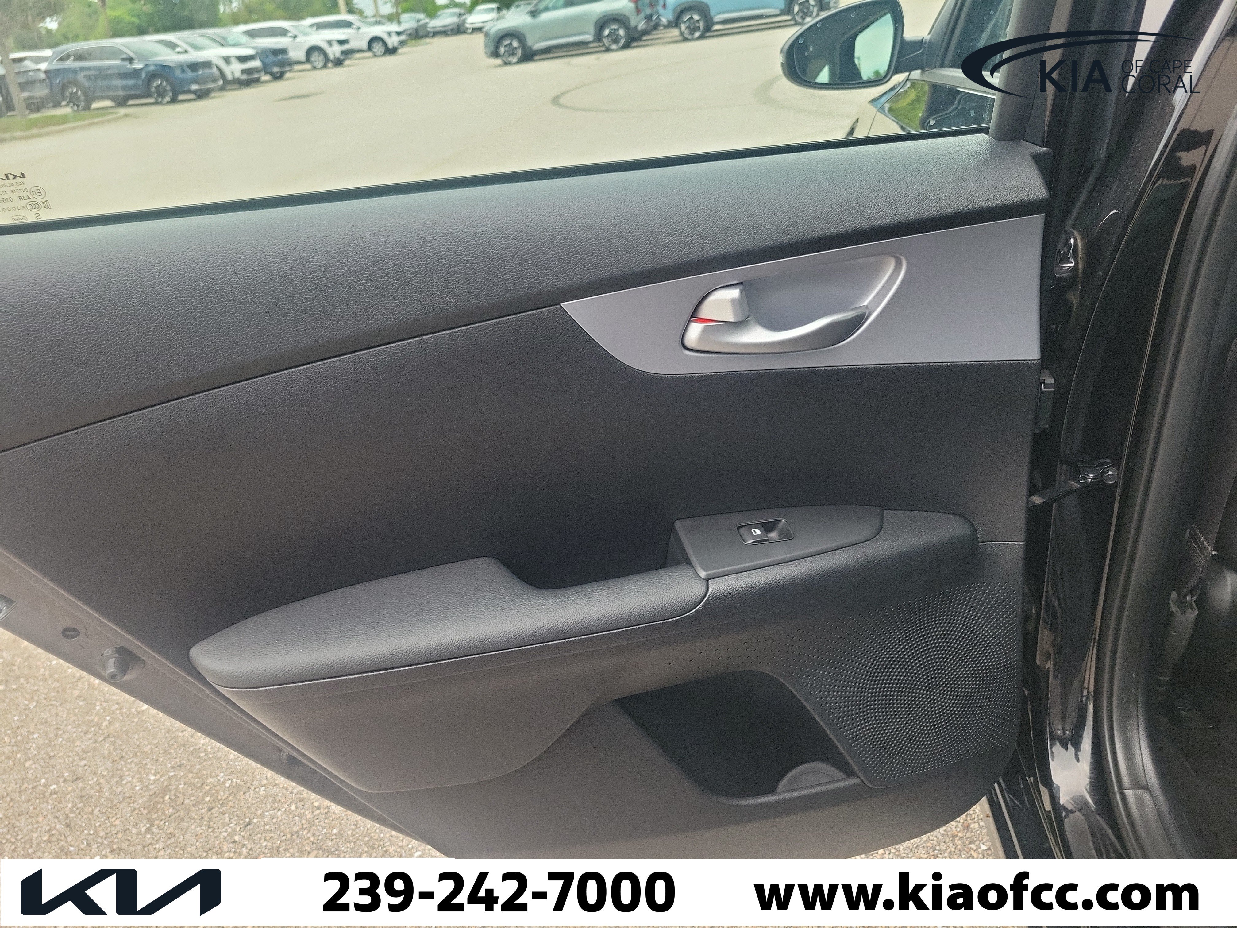 Certified 2024 Kia Forte LXS w/ LXS Technology Package FWD image 13