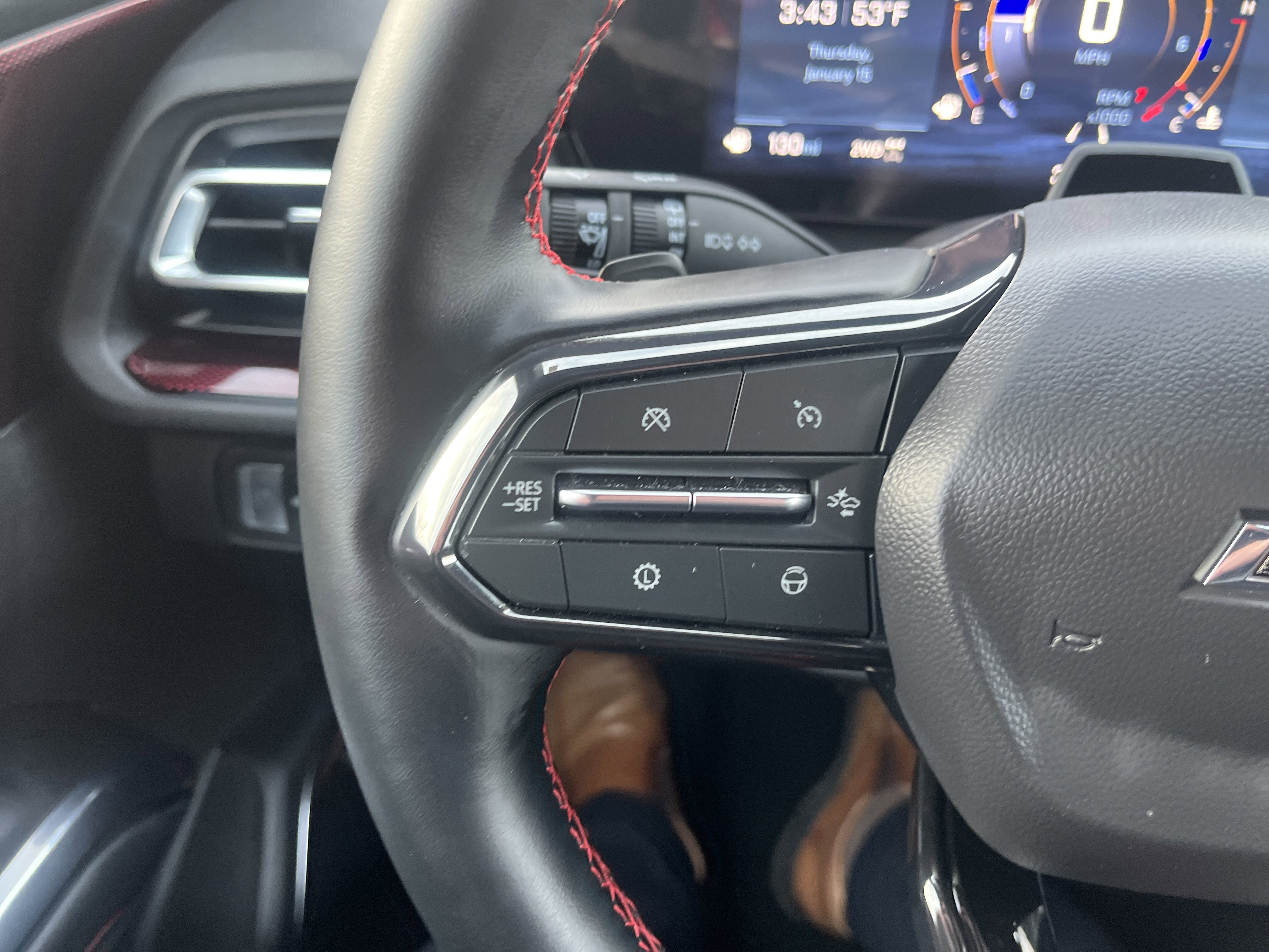 Used 2025 Chevrolet Traverse RS w/ LPO, Floor Liner Package image 25