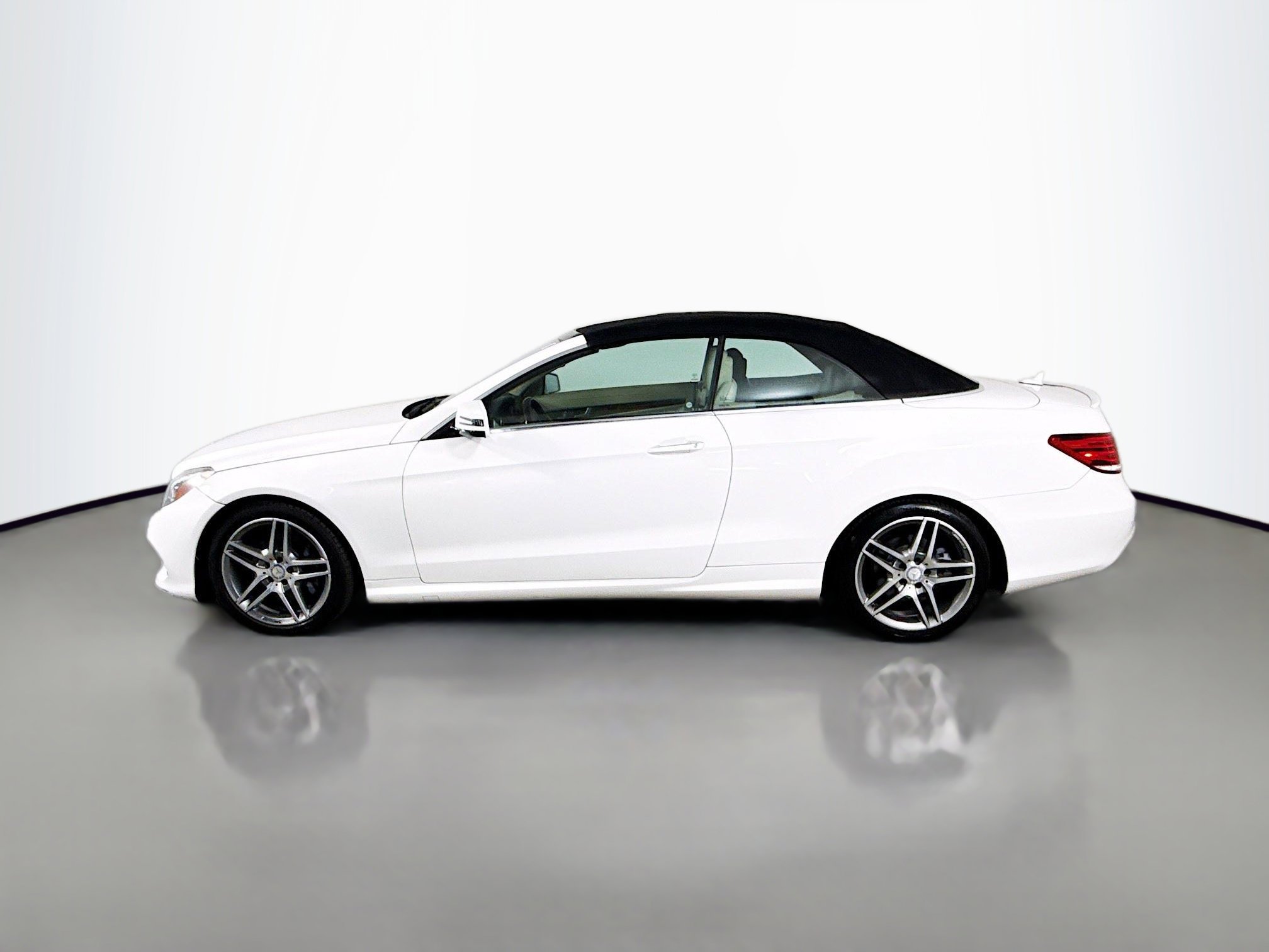 Used 2016 Mercedes-Benz E 400 Cabriolet image 6