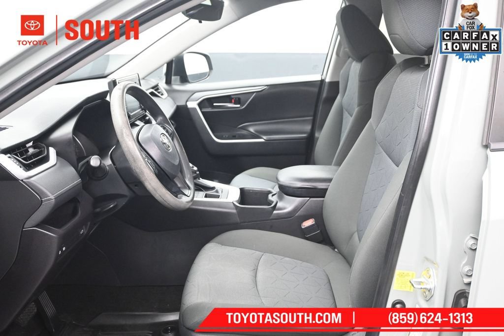 Used 2022 Toyota RAV4 XLE w/ Convenience Package AWD/4WD image 9