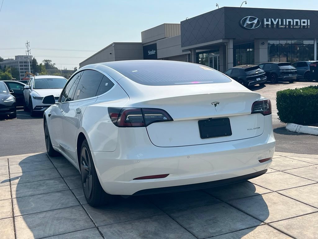 Used 2018 Tesla Model 3 Long Range AWD/4WD image 11