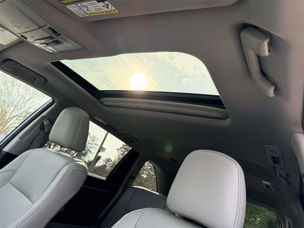 Used 2015 Toyota Highlander Limited image 20