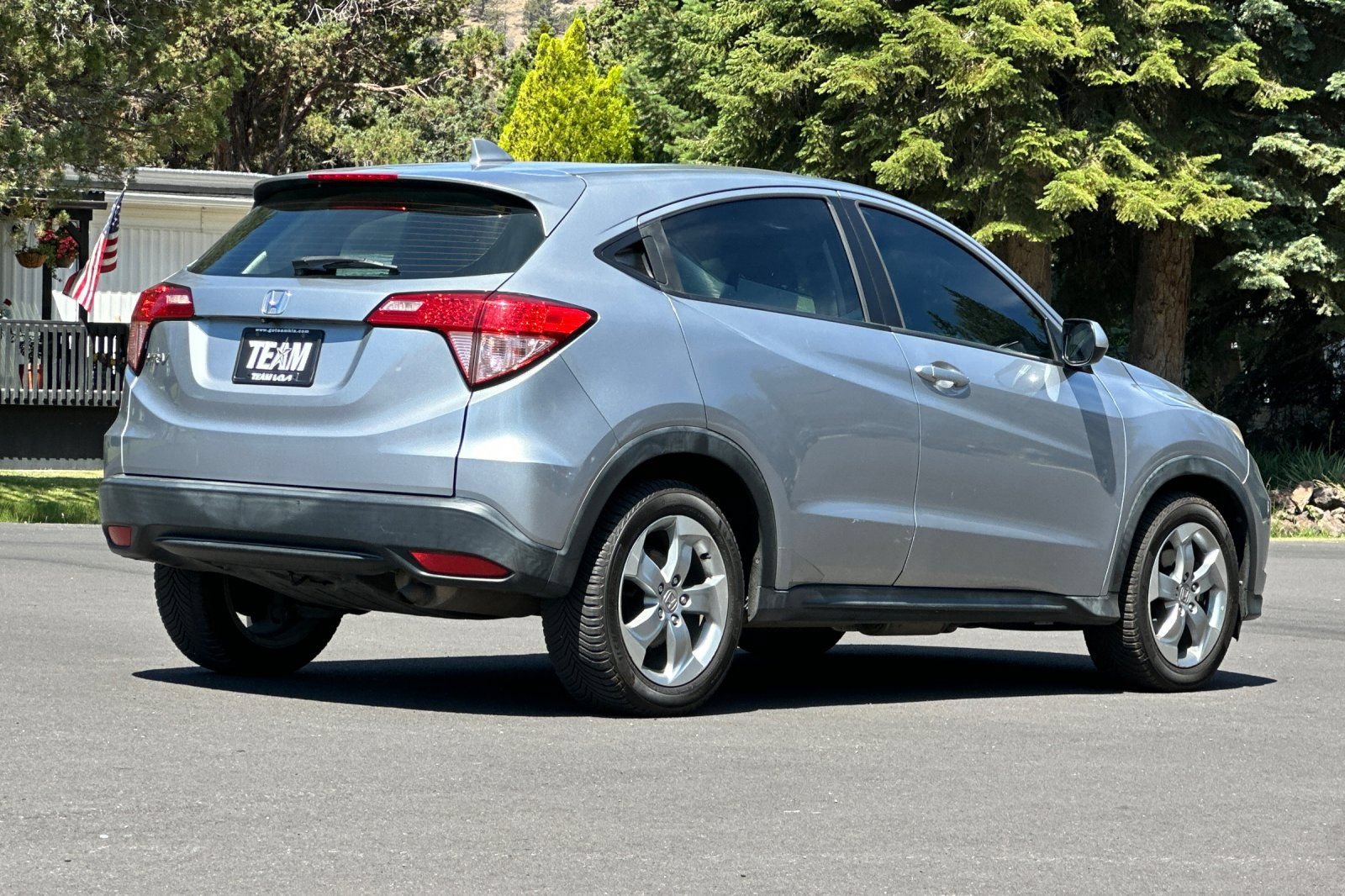 Used 2017 Honda HR-V LX image 4