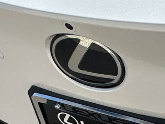 New 2026 Lexus RZ 450e AWD image 40