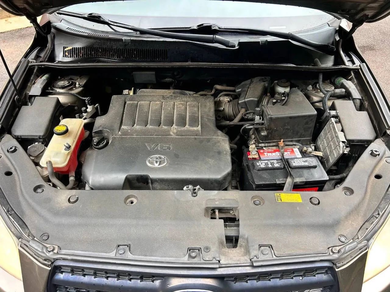 Used 2011 Toyota RAV4 4WD V6 image 20